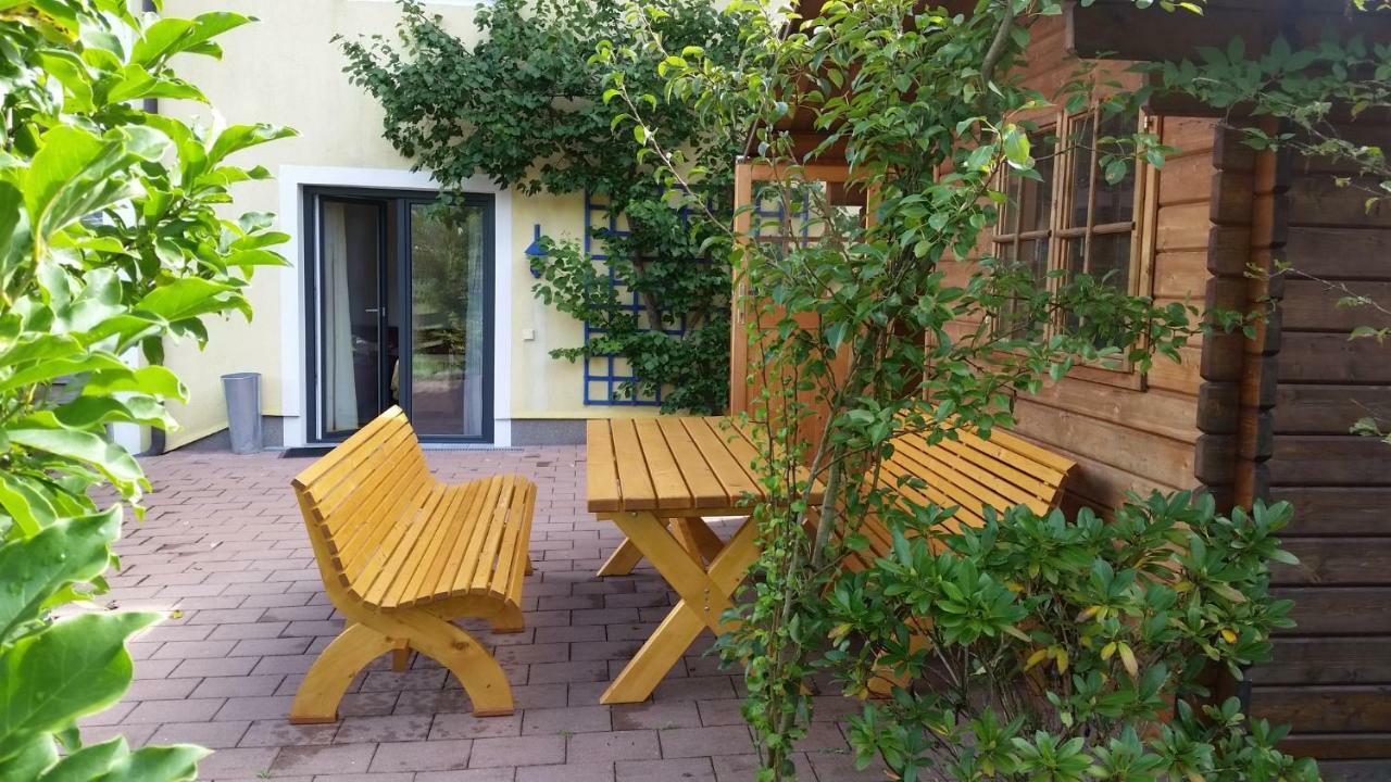 Ferienhaus Karin Брук-ан-дер-Гросглокнерштрасе Екстер'єр фото
